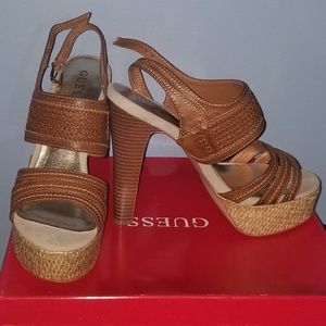 Guess Brown heels